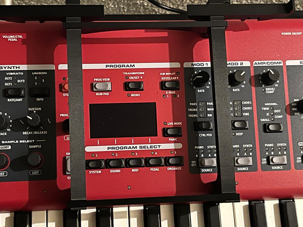 Nord Piano 5 ipad / Samsung Tablet Halterung, quer und hoch