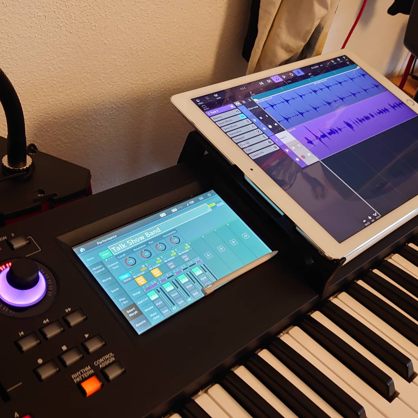 Yamaha Modx 8 iPad Tablet Halterung auch mit Neigung! Quer oder Hoch - Thorsten Hillmann Keyboard-Sounds